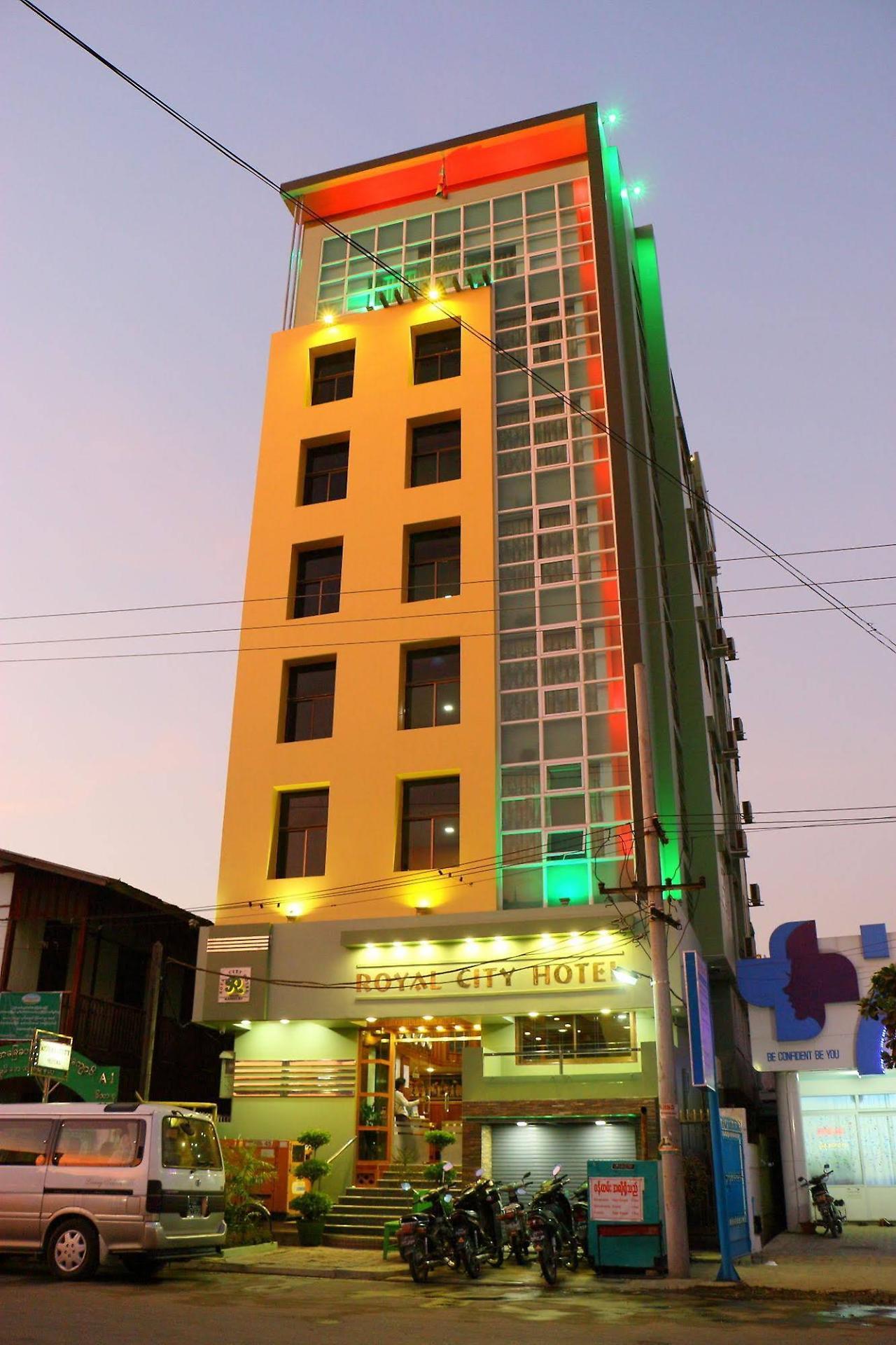 Royal City Hotel Mandalaj Zewnętrze zdjęcie