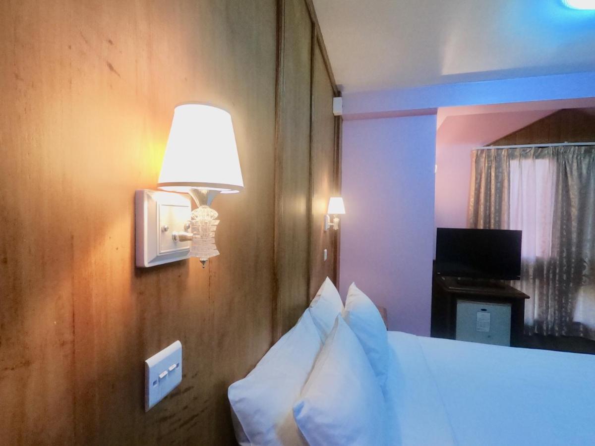 Royal City Hotel Mandalaj Zewnętrze zdjęcie