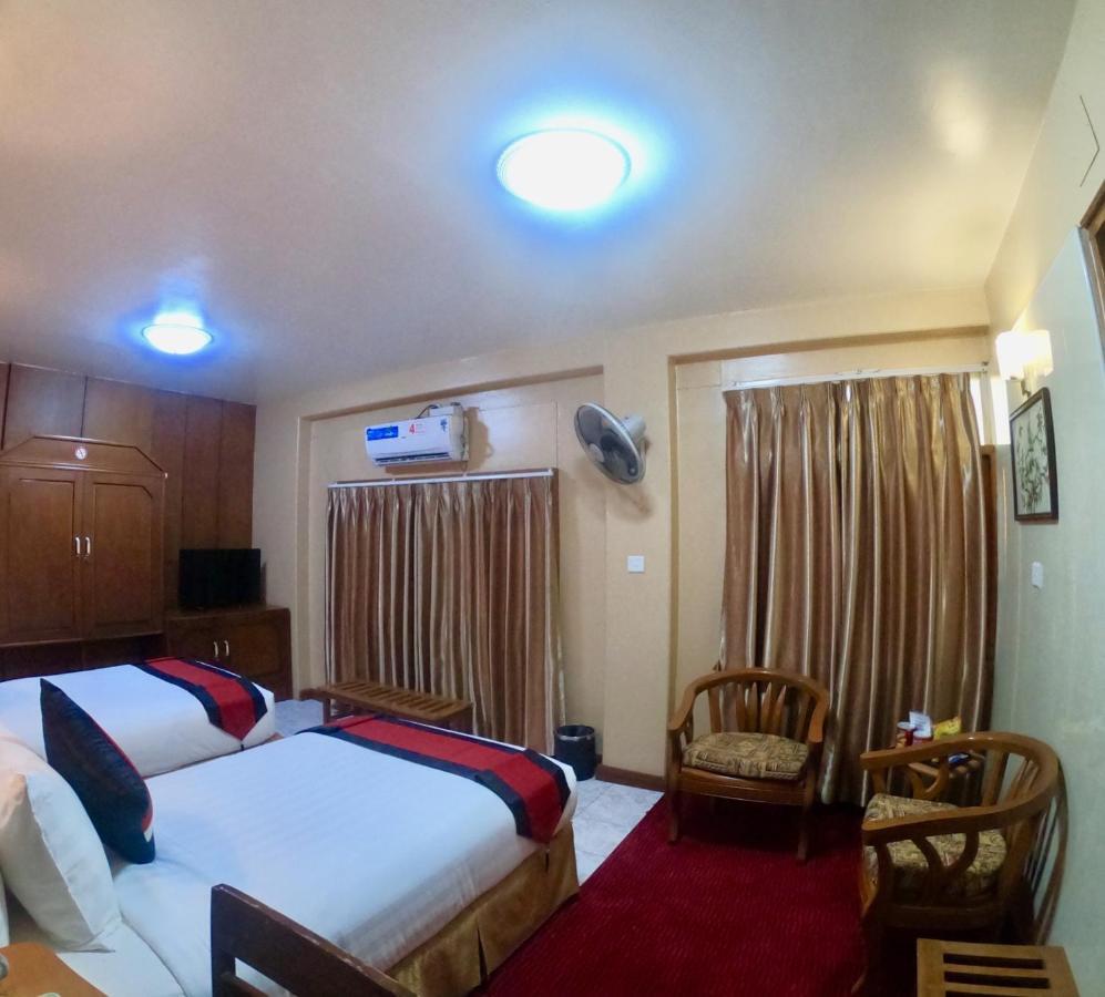 Royal City Hotel Mandalaj Zewnętrze zdjęcie