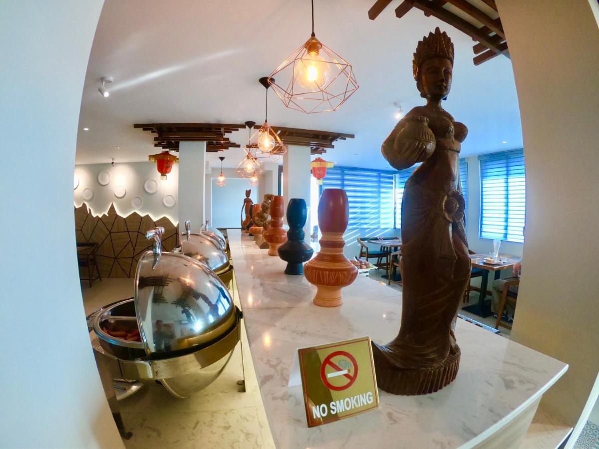 Royal City Hotel Mandalaj Zewnętrze zdjęcie