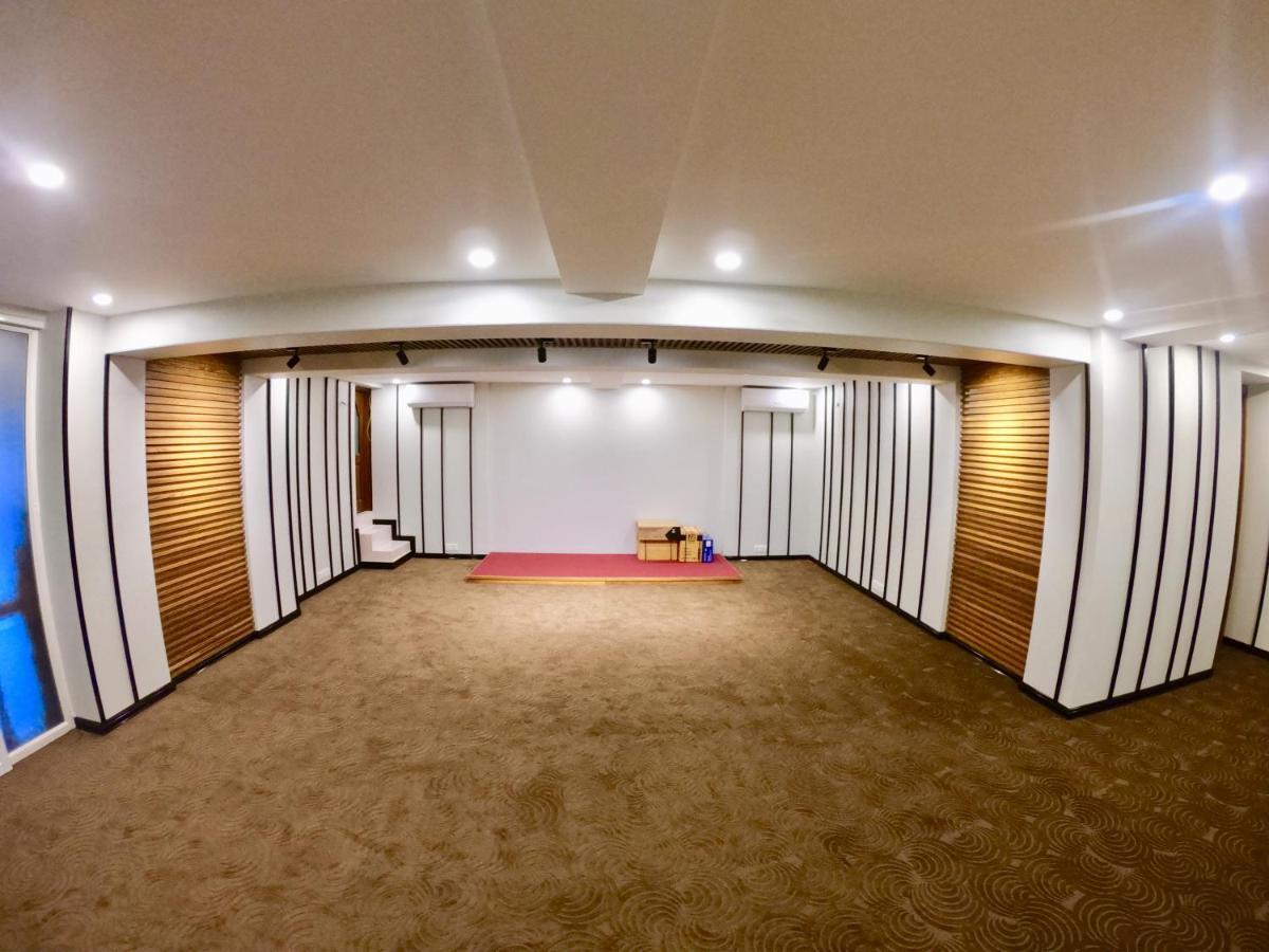 Royal City Hotel Mandalaj Zewnętrze zdjęcie